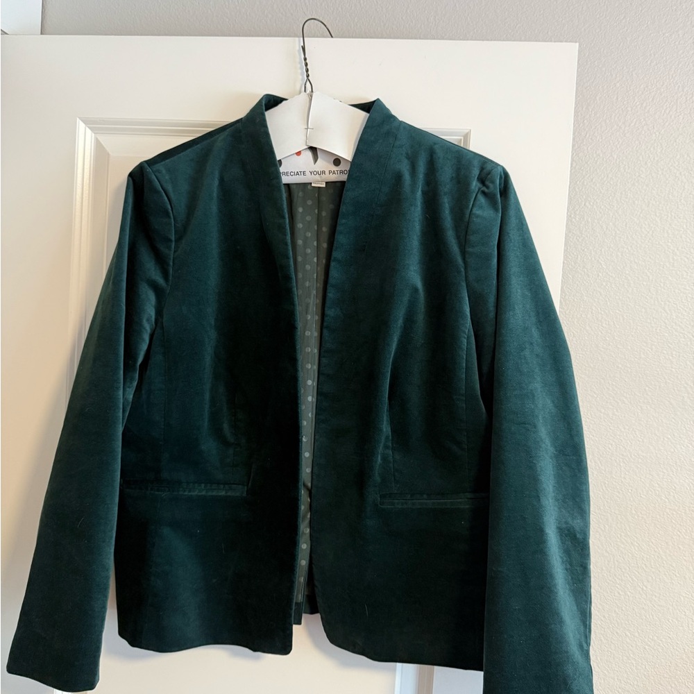 Elegant Bottle Green Velvet Women's Jacket
